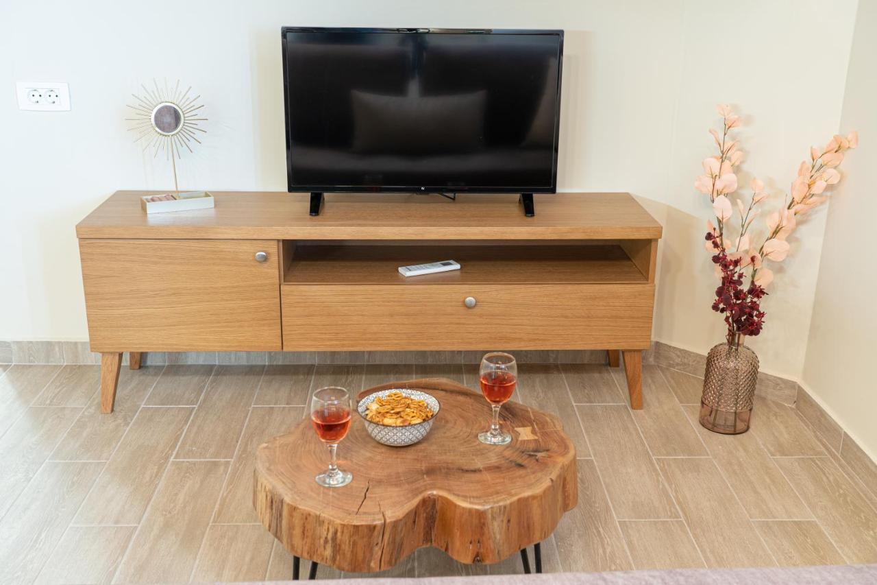 Mimoza'S Apartment Peratáta Екстериор снимка