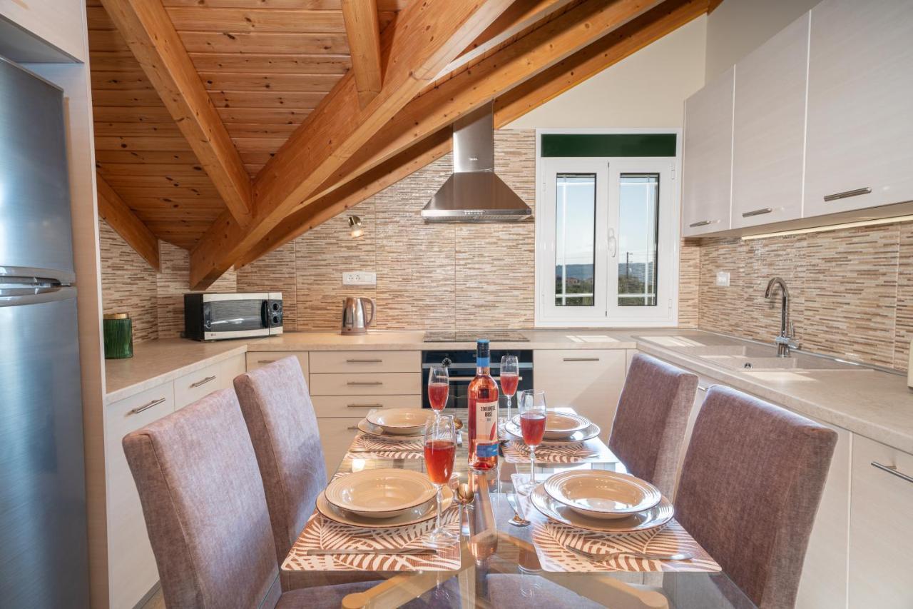 Mimoza'S Apartment Peratáta Екстериор снимка